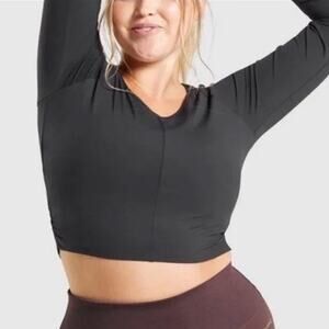 NWT NEW Gymshark Whitney Simmons Black Long Sleeve Crop Top Size M
